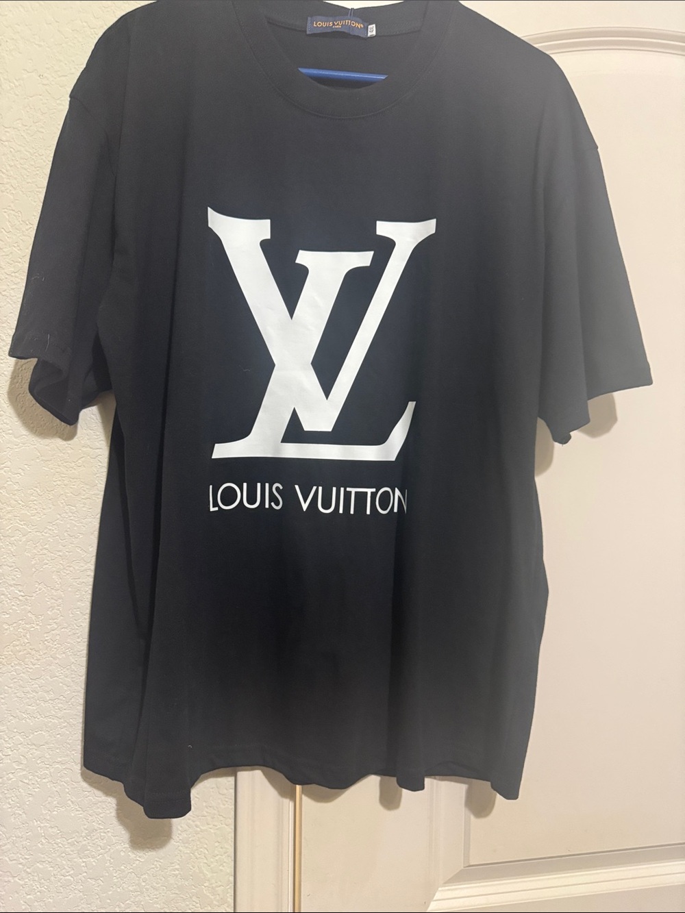 Louis Vuitton Men’s Black LV Logo T-Shirt